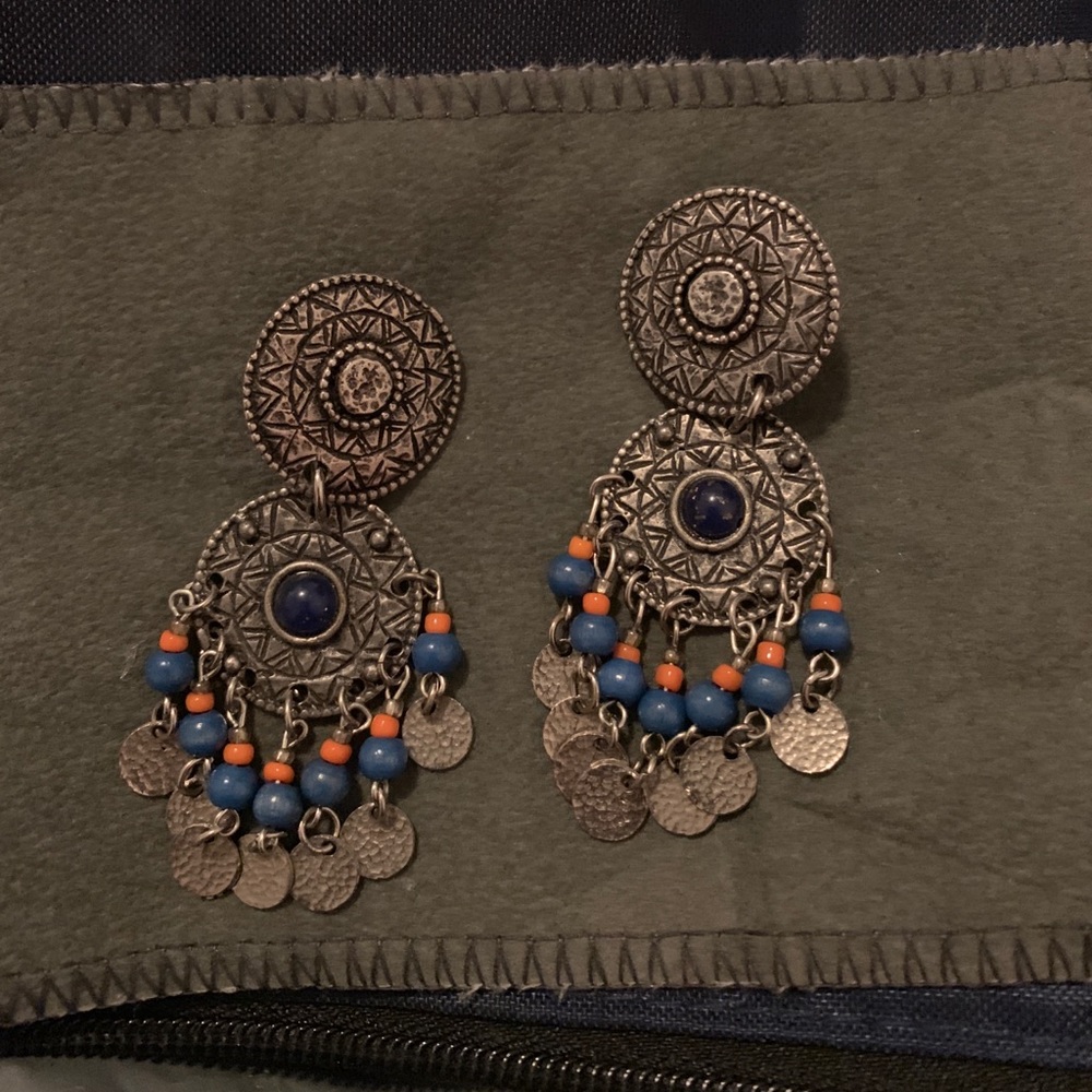 Beautiful clip on earrings,silver